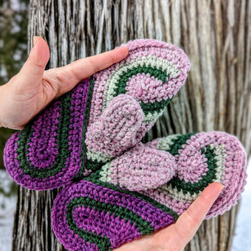 Secret Admirer Mittens