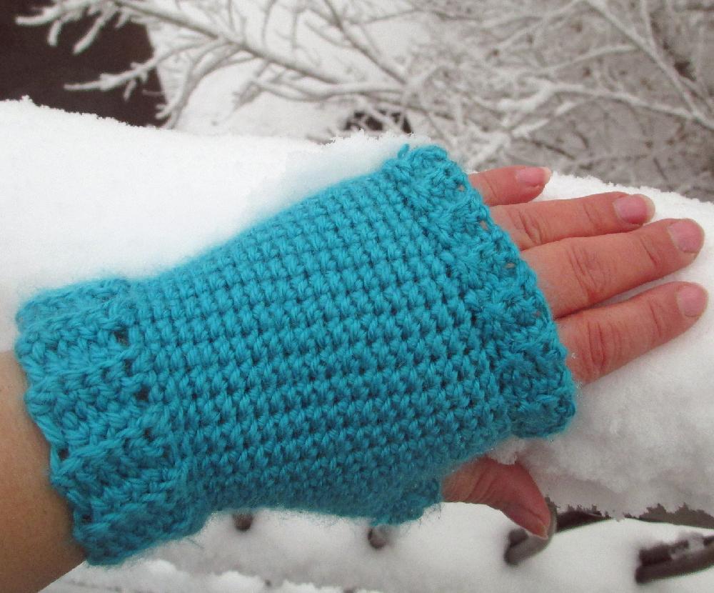 Simple Fingerless Mitts