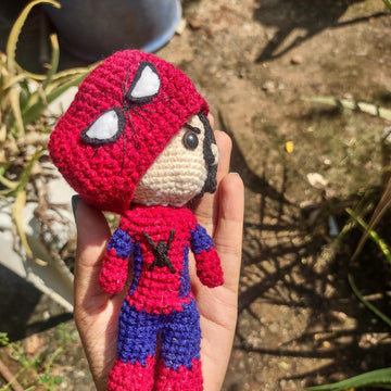 Spiderman with removable mask