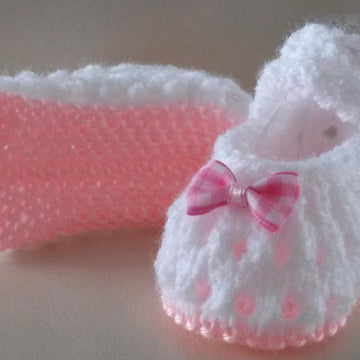 Hand Knitted Lacey Baby Shoes Knitting Pattern