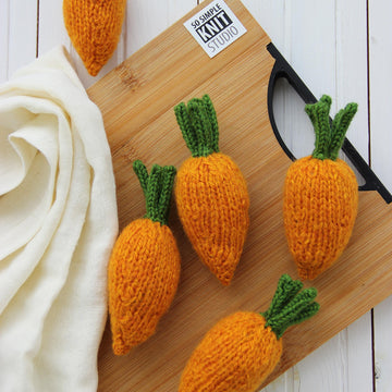 Mini Knitted Carrot Pattern, Beginner Friendly Toy, Easter Decor (PDF Pattern)