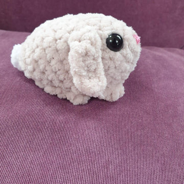 Crochet fluffy bunny