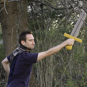 Woolbringer: A knitted sword