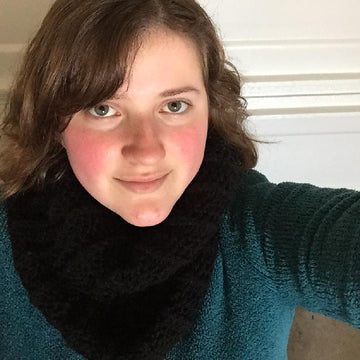 Dauntless Infinity Scarf (from Divergent)