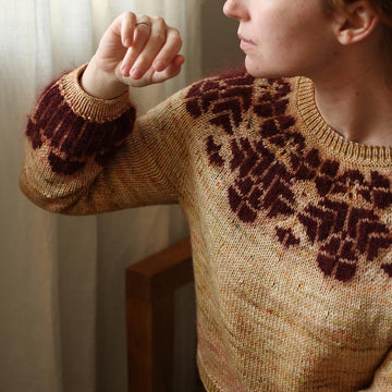 Orchard tales pullover