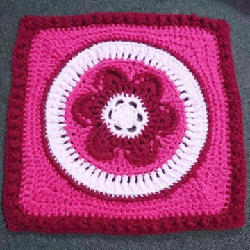Linnea Afghan Square