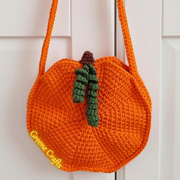 Pumpkin-Shaped Purse / Kürbisförmige Tasche