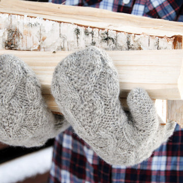 Hibernia Mittens