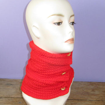 Sideways Fishermans Rib Stitch Button Up Cowl / Snood