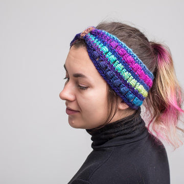 Yarn beads