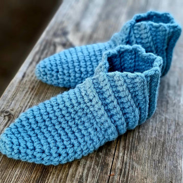 Cozy crochet slipper socks for adults and kids pattern S5