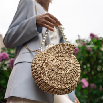 Shell raffia bag