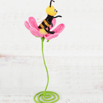 Micro Bee with flower