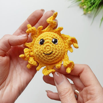 Sun amigurumi keychain