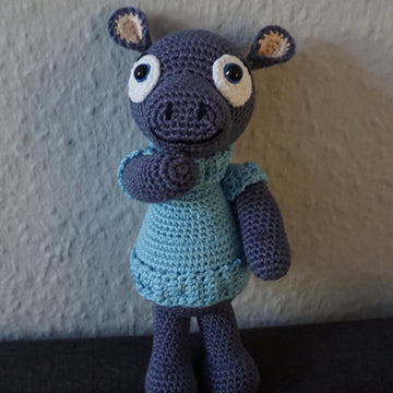 Crochet pattern for hippo Lisa!