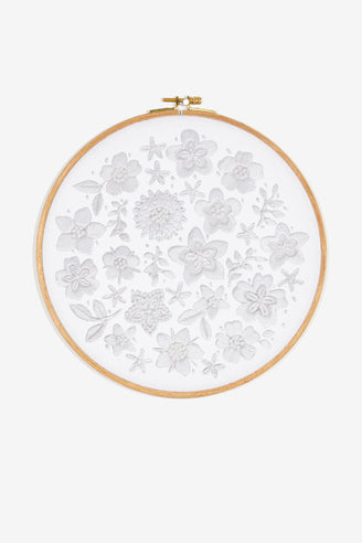 Flower Scatter in DMC - PAT0909 - Downloadable PDF