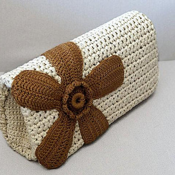 Iris Pochette Bag