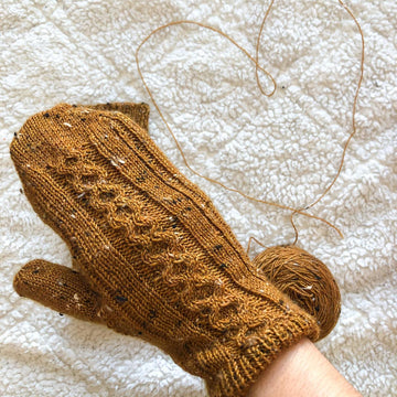 Country Road Mitts