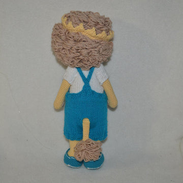 Leo the lion amigurumi doll