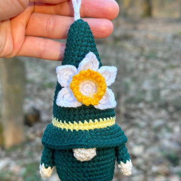 Gnome daffodil keychain