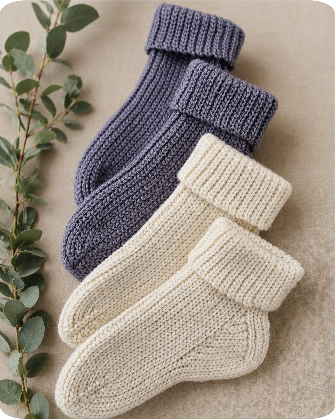 Warm unisex crochet socks with adjustable size pattern S1