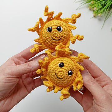 Sun amigurumi keychain