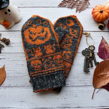 Pumpkins and Cats Mittens