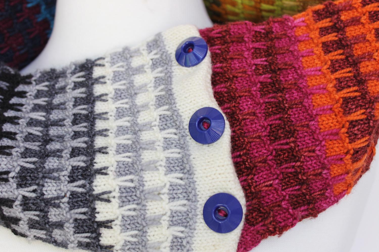 Amazing Technicolor Dream Cowl
