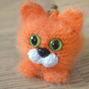 Crochet cat keychain. Amigurumi keyring. Animal bag charm. Kitten pendant