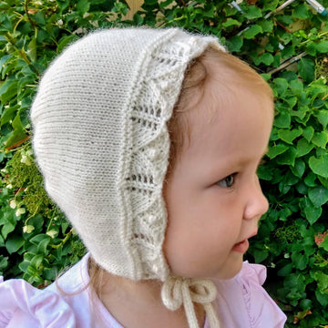 Annele&Otto baby bonnets