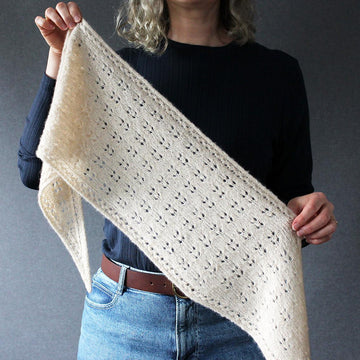 Nelli Scarf