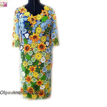 Dress with sunflower Irish lace