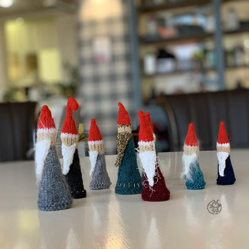 5 Santas