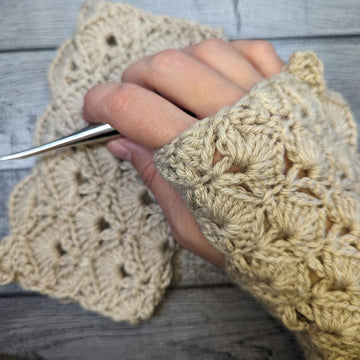 Spring Shells Fingerless Gloves