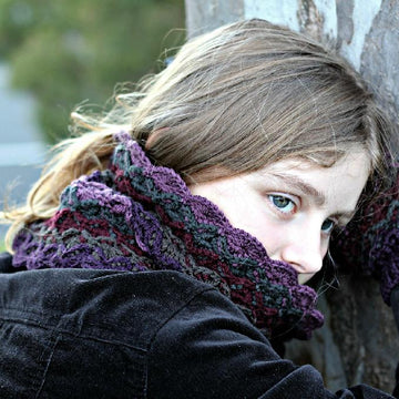 Roughcut Diamonds Cowl and Wrist Warmers