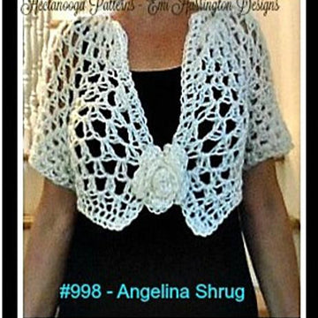 998 - Angelina shrug