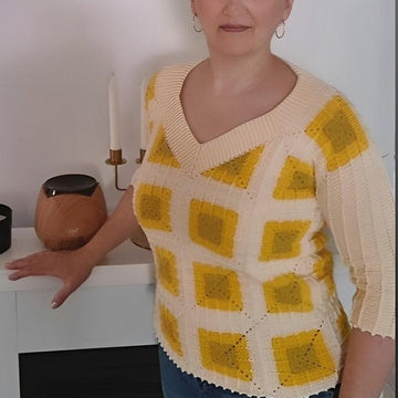 Blouse with granny square