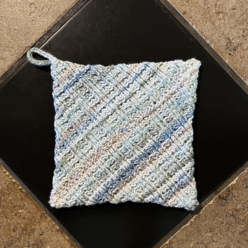 Magic Square Hot Pad -- a loom knit pattern