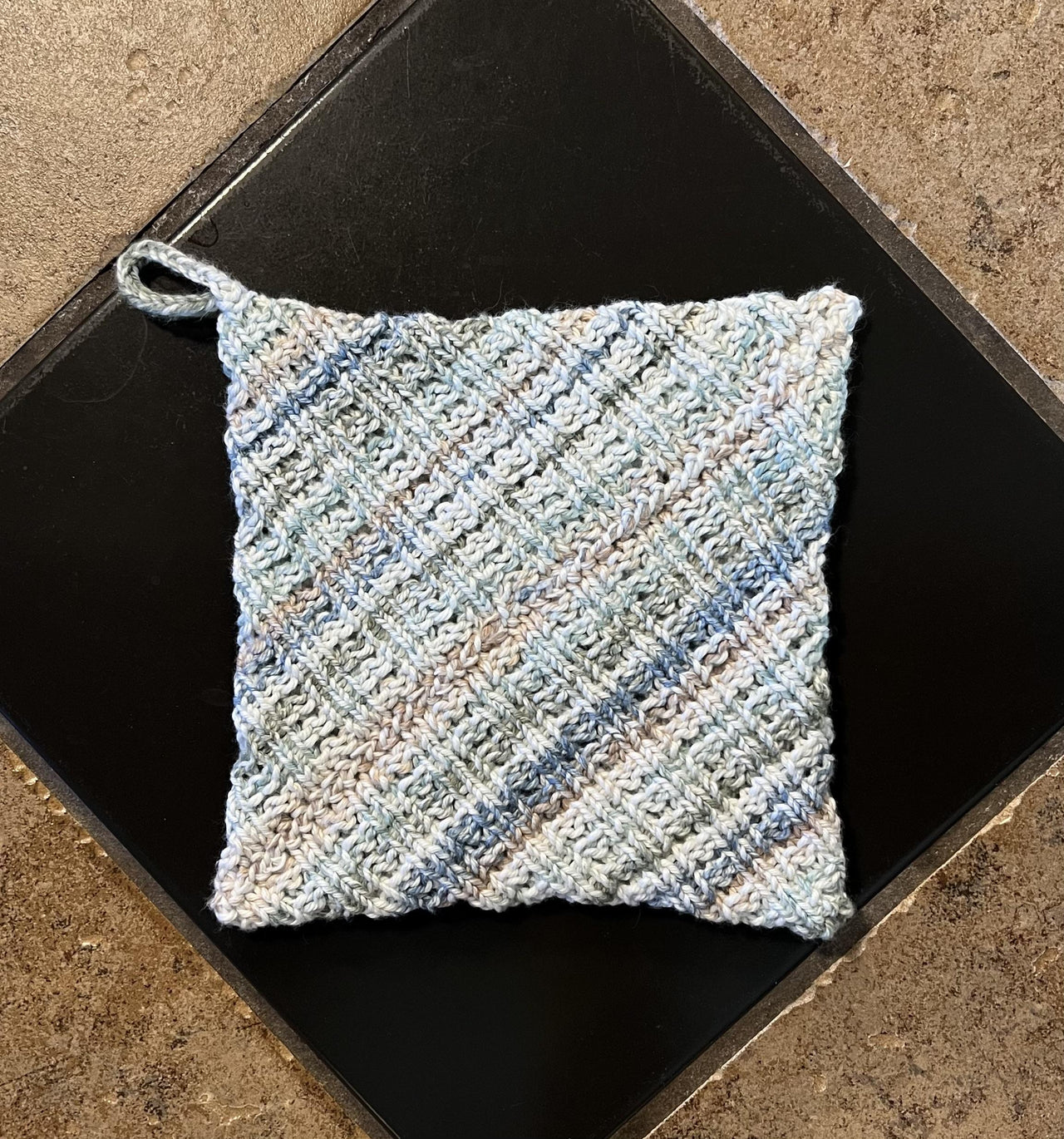 Magic Square Hot Pad -- a loom knit pattern