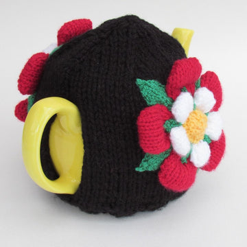 Tudor Rose Tea Cosy Knitting Pattern