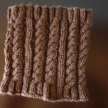 Simple Cabled Cowl