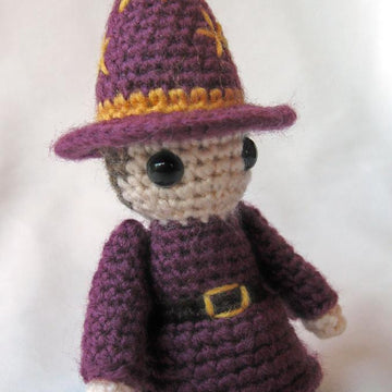 Witch and Wizard Mini Amigurumi