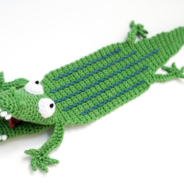 Crocodile Bookmark Crochet Pattern
