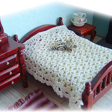 1:24th scale bedspread and blanket
