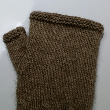 Rippling Cable Wrist Gloves