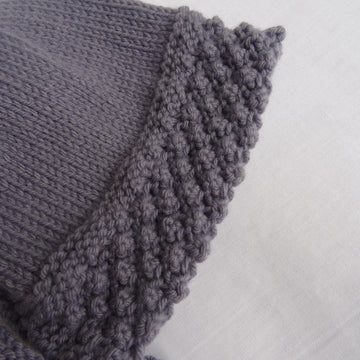 Bobbles bonnet