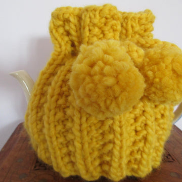 Rib and Pompom Tea Cosy