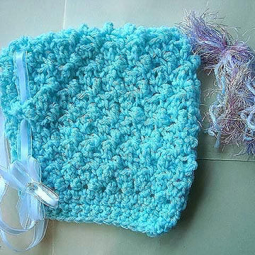 596 PEBBLE STITCH baby bonnet