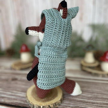 Vance the Fox Amigurumi
