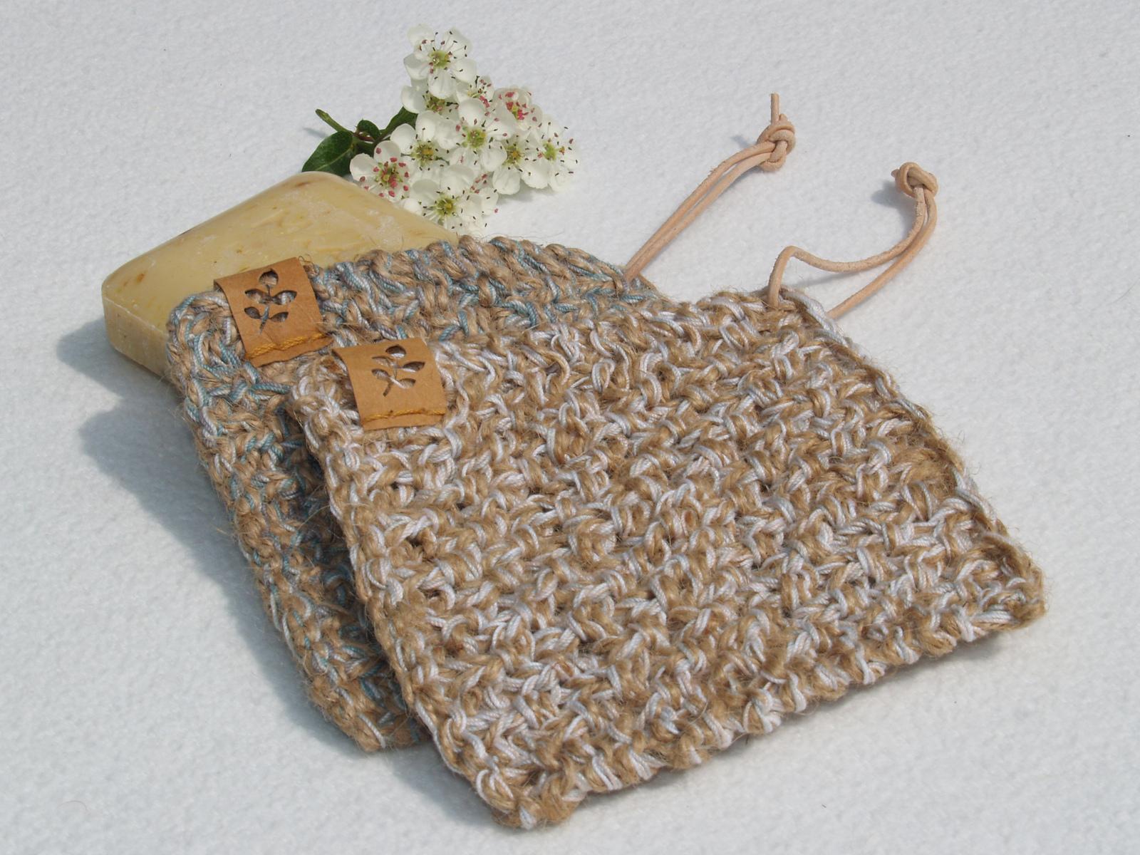Knitta